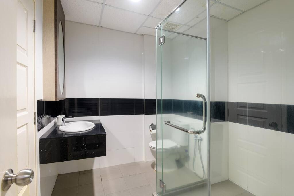 Apartamento 2R1B/Seaview Tropical /1~8Pax/Gurney Mansion One George Town Exterior foto