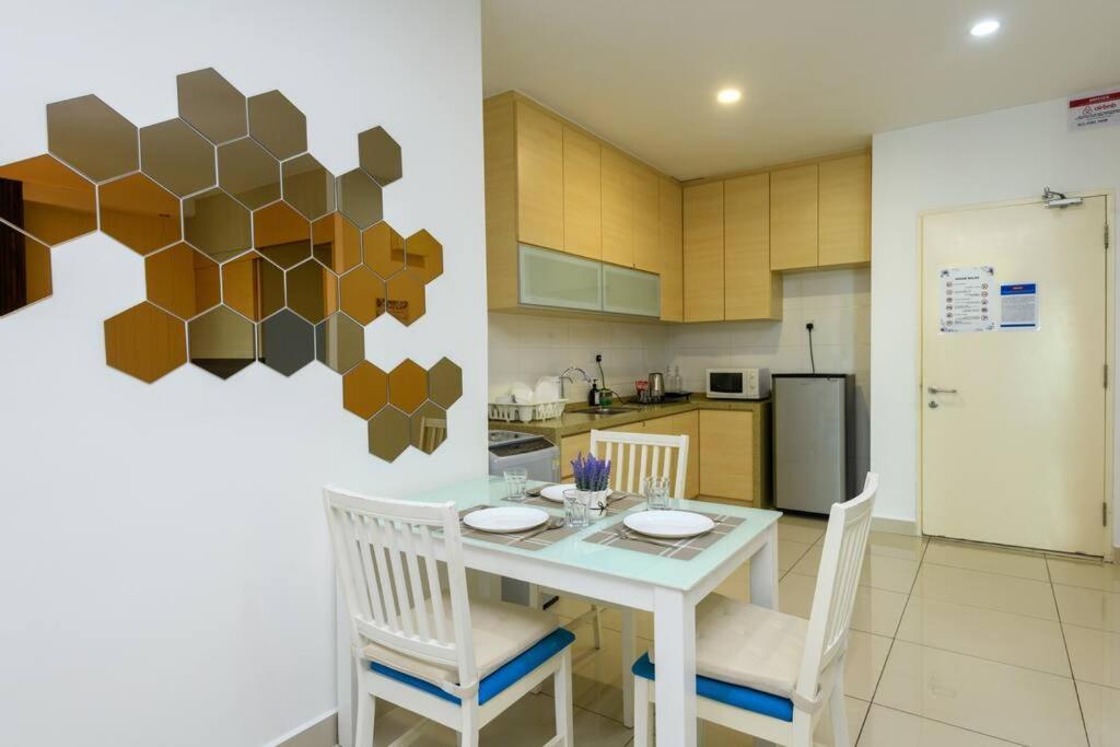 Apartamento 2R1B/Seaview Tropical /1~8Pax/Gurney Mansion One George Town Exterior foto